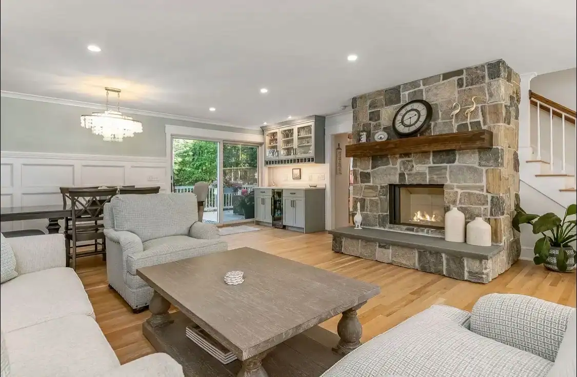 house-with-flowers Scaled home building services